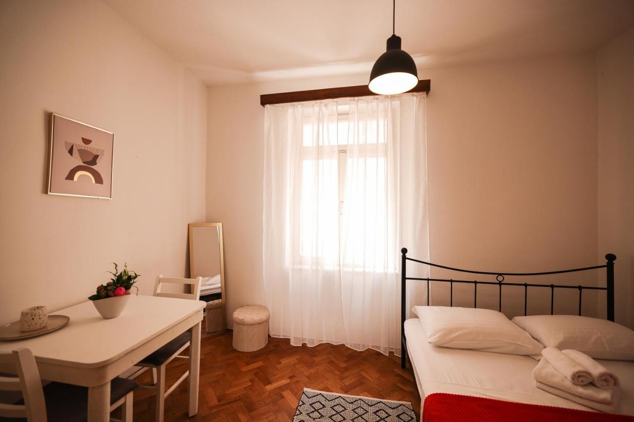 Cozy Studio Apartments In City Centar Stosija Ζαντάρ Εξωτερικό φωτογραφία