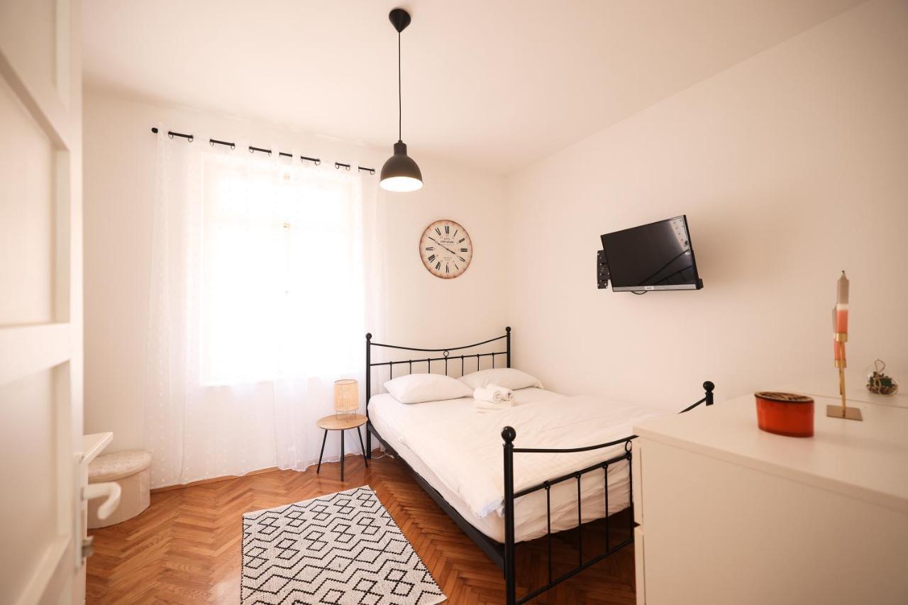 Cozy Studio Apartments In City Centar Stosija Ζαντάρ Εξωτερικό φωτογραφία
