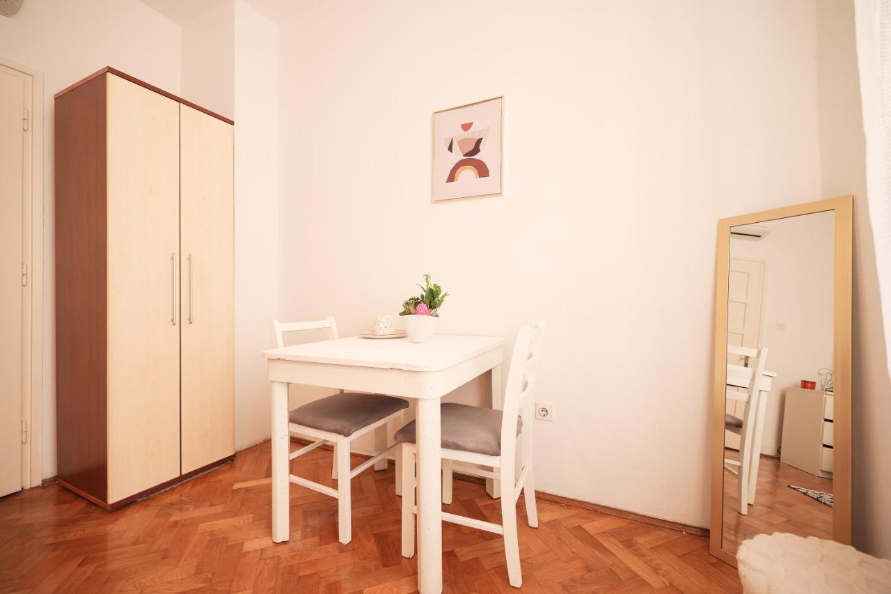 Cozy Studio Apartments In City Centar Stosija Ζαντάρ Εξωτερικό φωτογραφία