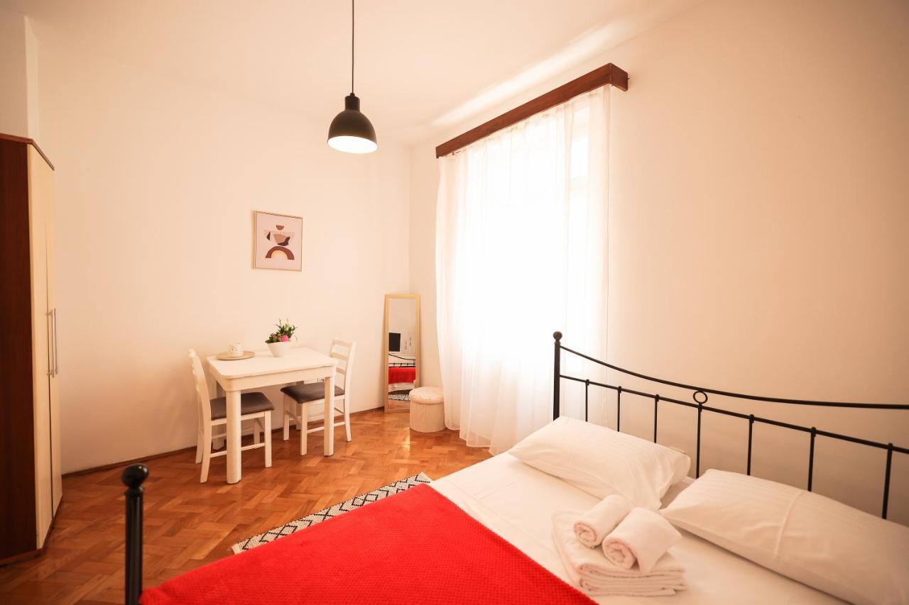 Cozy Studio Apartments In City Centar Stosija Ζαντάρ Εξωτερικό φωτογραφία
