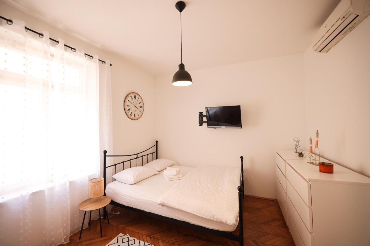 Cozy Studio Apartments In City Centar Stosija Ζαντάρ Εξωτερικό φωτογραφία